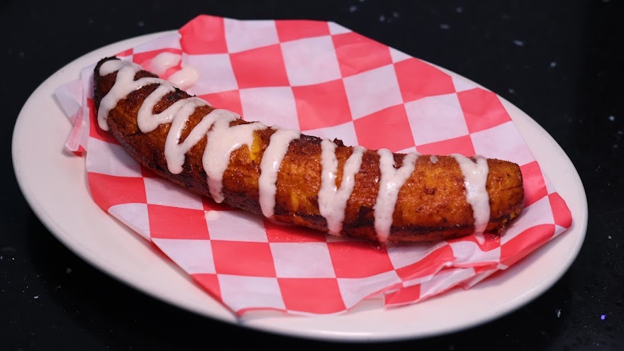 Plátano frito con crema